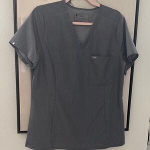 Figs Women’s Charcoal one pocket scrub top